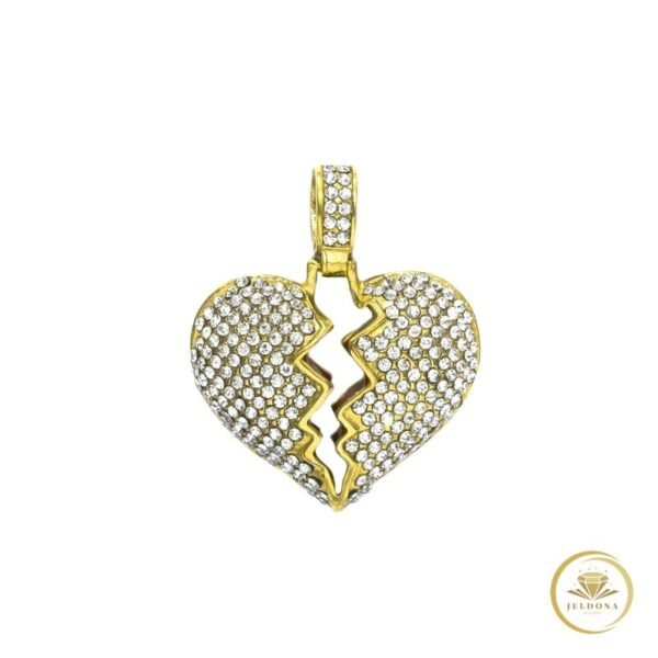 Heartbreak Royale in white background